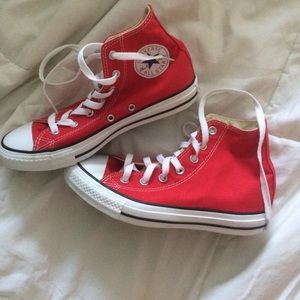 RED CONVERSE, NEVER WORN