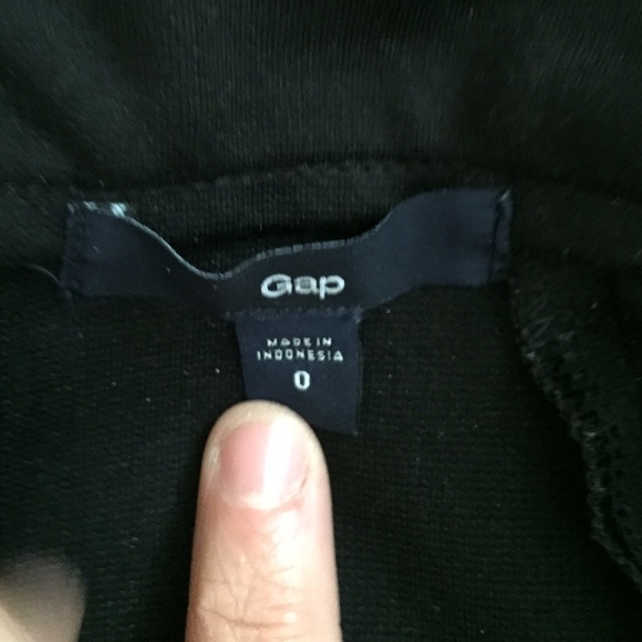 GAP Black Pencil Skirt, Size 0 - Picture 4 of 4