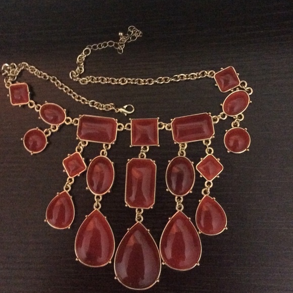 H&M statement necklace