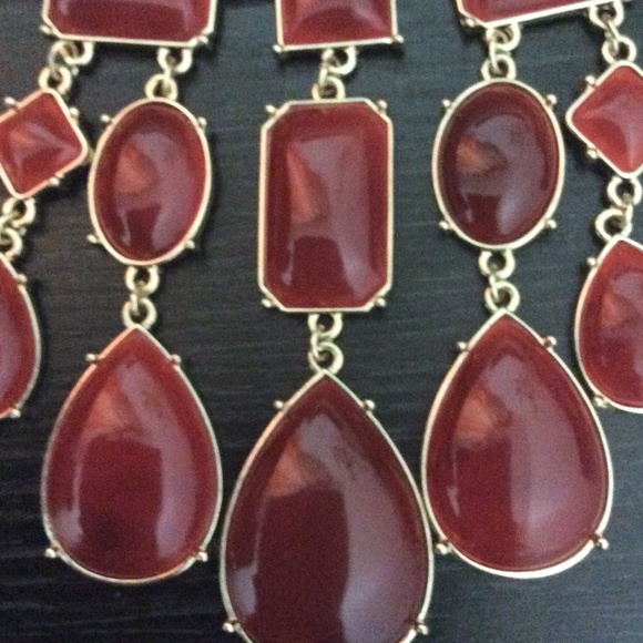 H&M statement necklace - Picture 2 of 4