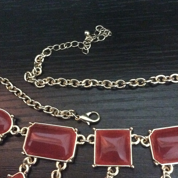 H&M statement necklace - Picture 3 of 4