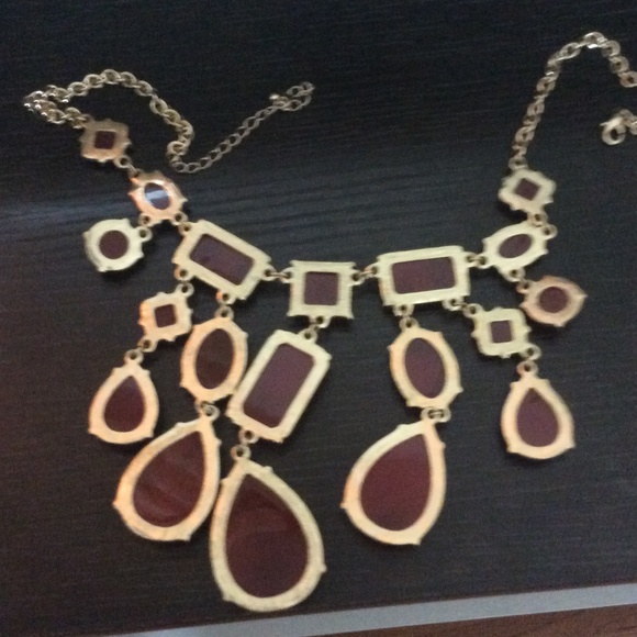 H&M statement necklace - Picture 4 of 4