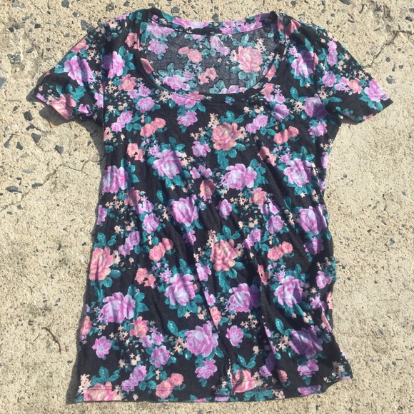 Floral tee