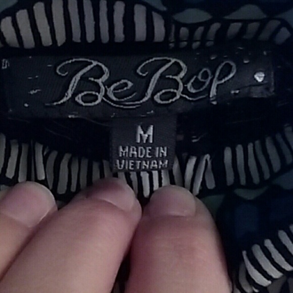 Shorts - Picture 3 of 3