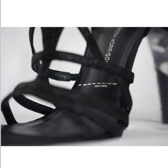 Sigerson Morrison black sandal w lucite heel - Picture 3 of 4