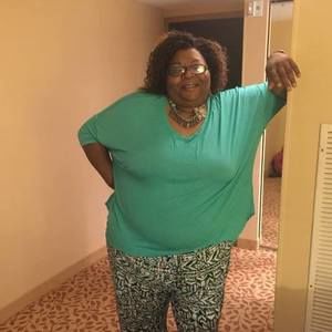 Meet your Posher, Felicia