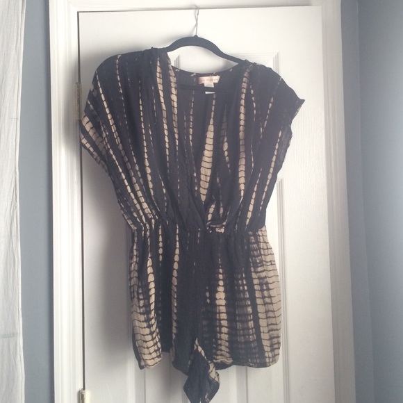 Romper - Picture 1 of 2