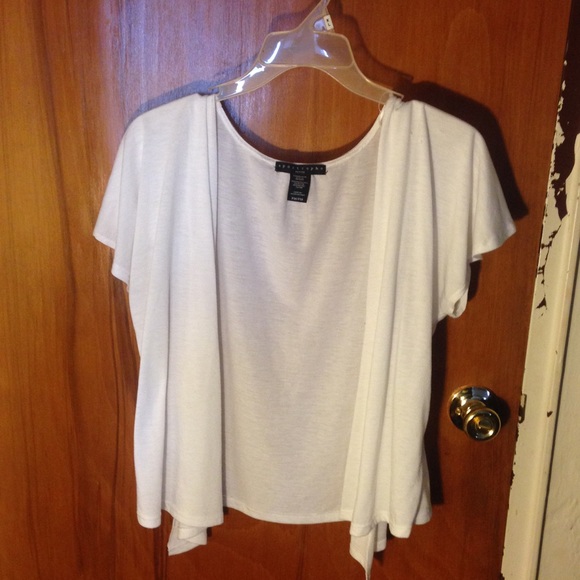 White Shortsleeve Cardigan