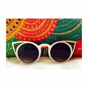 Quay "Invader" Dup Sunglasses 👽