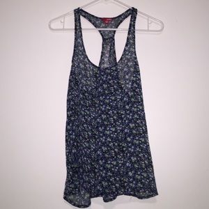 Floral tank top!