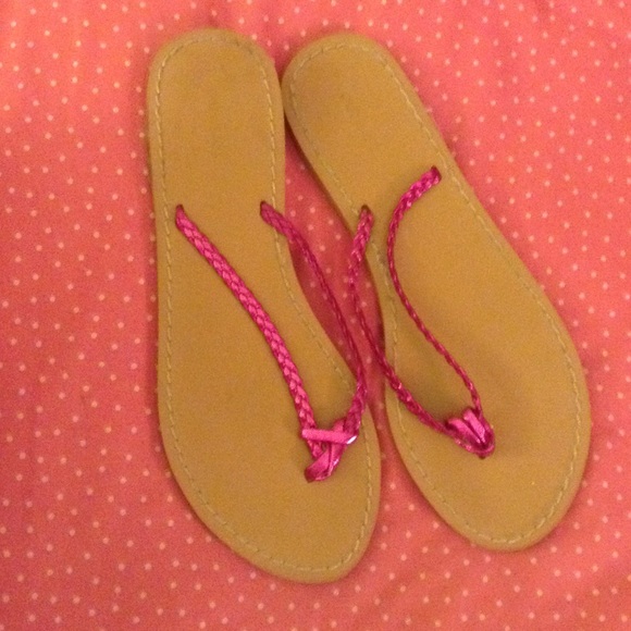 Flip flops size 7 - Picture 1 of 1