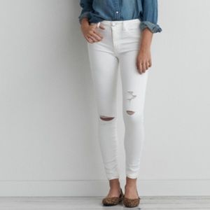 High Waisted American Eagle Jeans