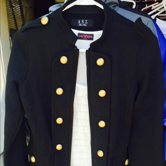 Gorgeous black jacket