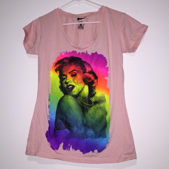 Marilyn Monroe t-shirt💕
