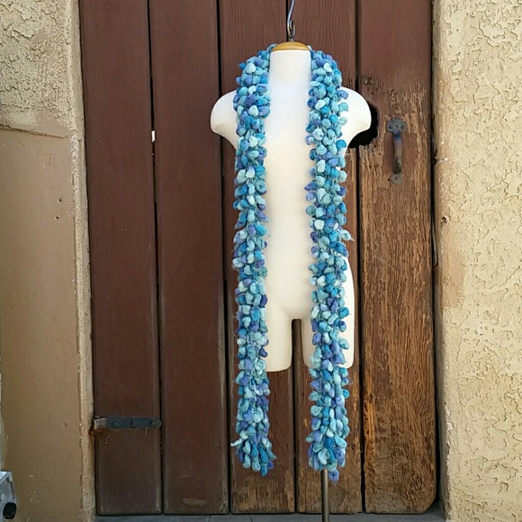 Chunky Knit Scarf - Picture 3 of 3