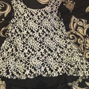 Black and White Bow Top