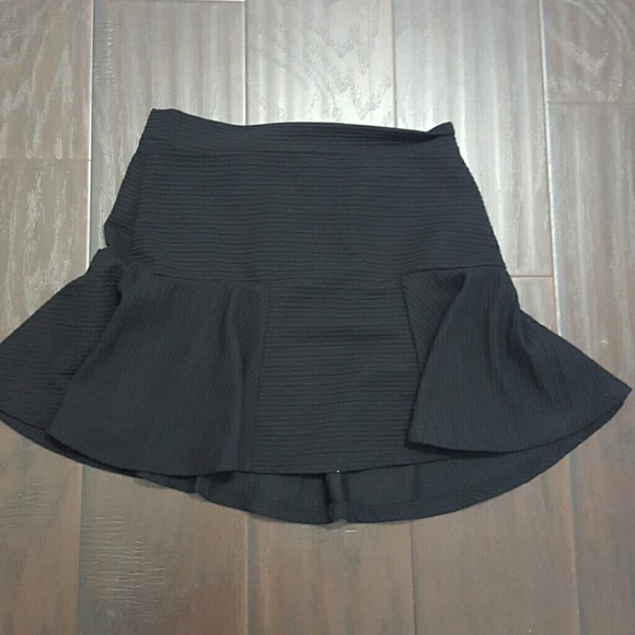 zara black skirt