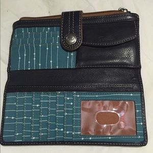 Fossil wallet