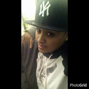 Meet your Posher, Samantha