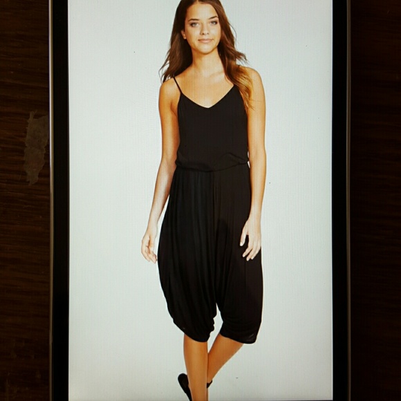 Harem pants romper. (NWOT)