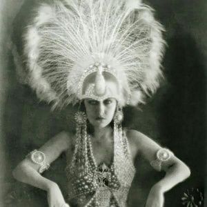 Meet your Posher, Sabrina