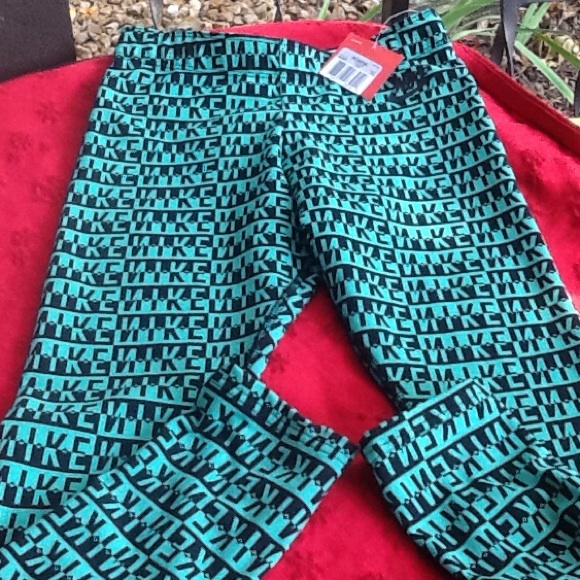 Nike Pants - NIKE just do it active pants green and black