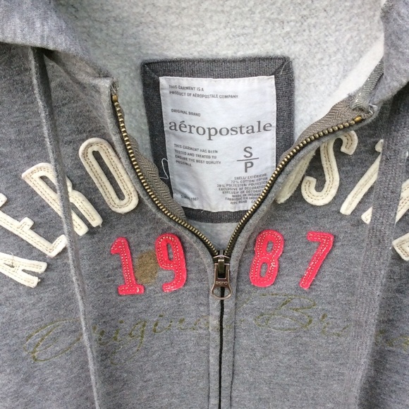 🚫SOLD🚫GREY HOODIE - Picture 2 of 3