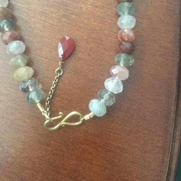 Chinese jade with agate - Picture 2 of 2