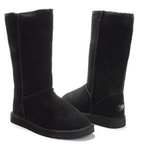 Tall black Ugg boots