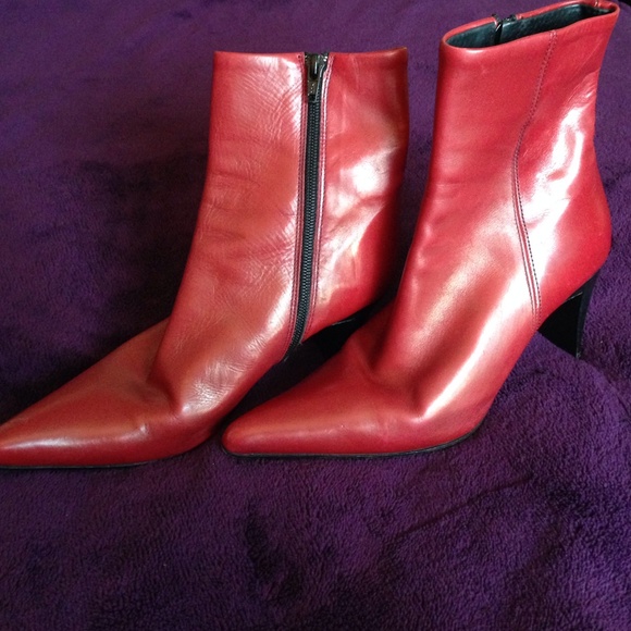 Kenneth Cole Shoes - Kenneth Cole Red Leather Ankle Boots!!