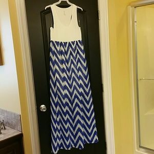 BOUTIQUE MAXI DRESS