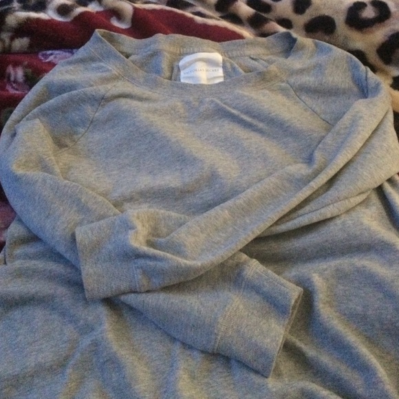 Victoria Secret. Off the shoulder sweater