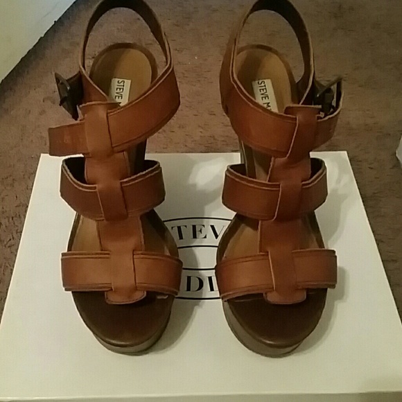 Steve Madden Wedges