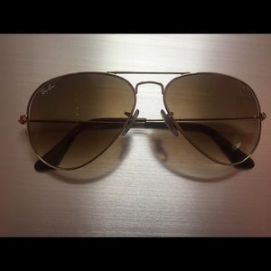 Ray Ban Aviator Sunglasses