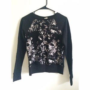 b&w abstract sweatshirt