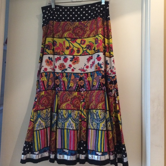 Boston Proper festive skirt