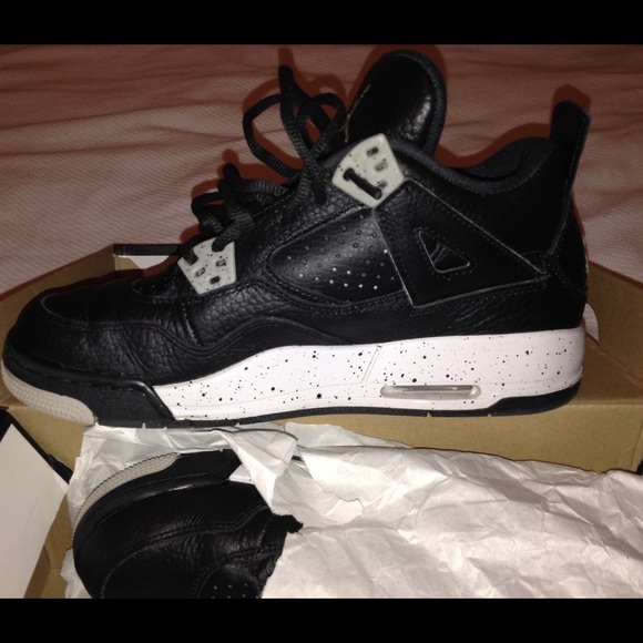 Air Jordan Oreo 4's - Picture 3 of 4