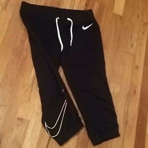 Nike capri sweats