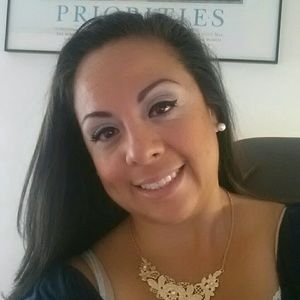 Meet your Posher, Jacqueline