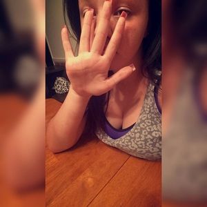 Meet your Posher, Alisha