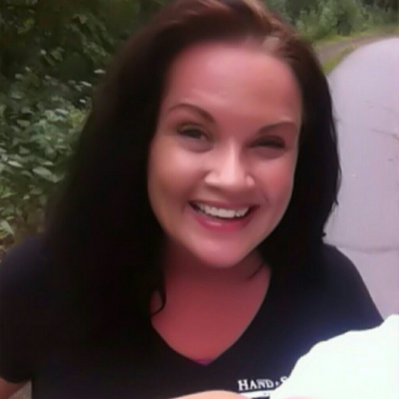 Meet your Posher, Kimberly
