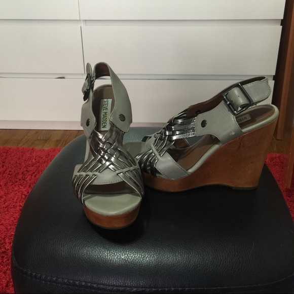 SOLD - Picture 4 of 4