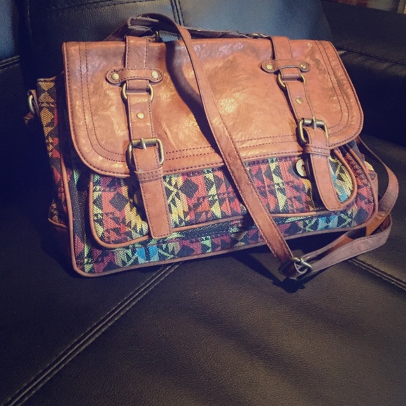 ALDO Handbags - Aztec print messenger bag