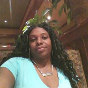 Meet your Posher, Cynthia