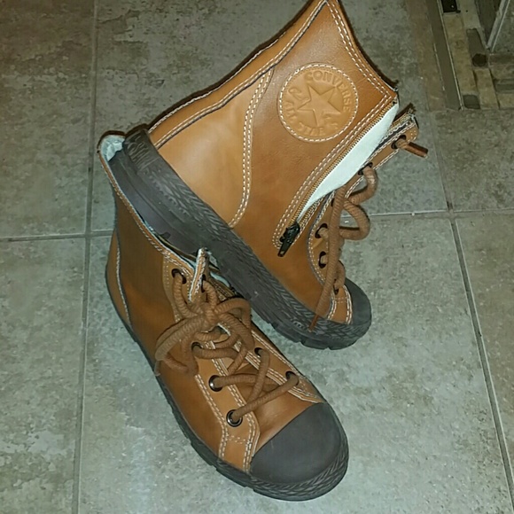 ####SOLD####Converse boots