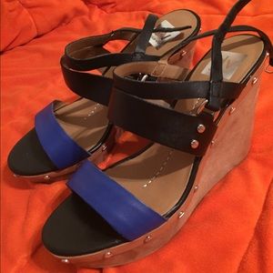 *PRICE CUT* Dolce Vita Noleta Wedge Sandals