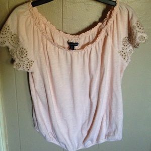 Light pink AE top