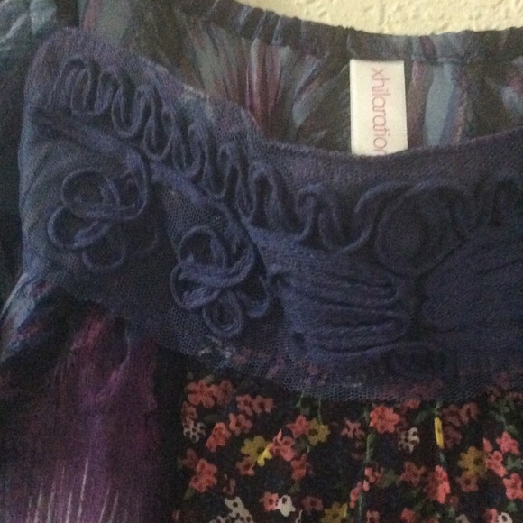 Blouse - Picture 4 of 4