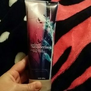 Secret wonderland lotion!