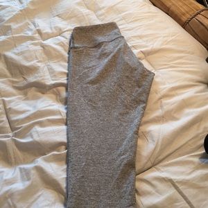 Gray LuLuLemon leggings